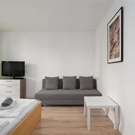 Lägenhet Golden Apartments- Center - One Bedroom - Kredytowa *